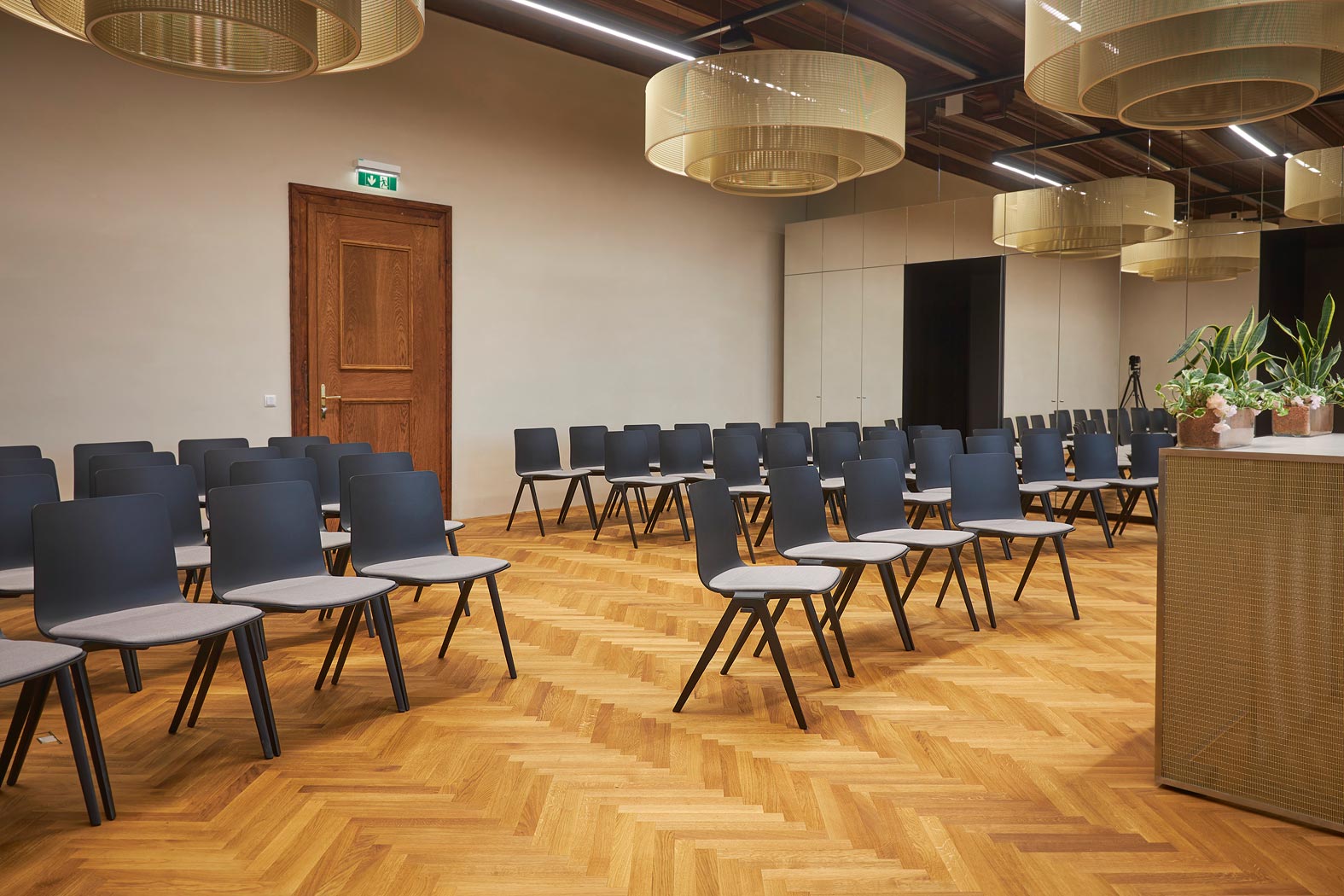 maxfloor bodentechnik by kettele bodenleger bodenverlegung boden verlegen lassen firma bodenverlegung wohnung hotel krankenhaus pflegeheim schule kindergarten büro feldbach steiermark österreich